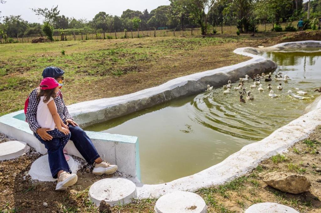 Hotel - Granja De Animales San Basilio De Palenque Сан-Басилио-дель-Паленке Экстерьер фото